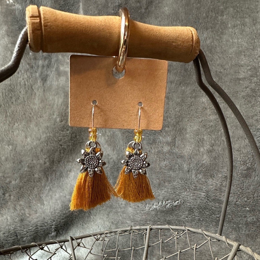 Sunflower Tassel Earrings - Picture 2 of 3